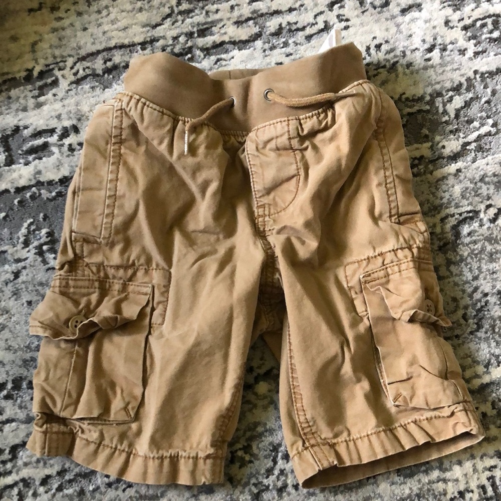 EUC Boys Gap Cargo Shorts.